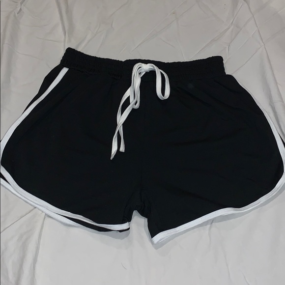 ROMWE Pants - Sleep Shorts